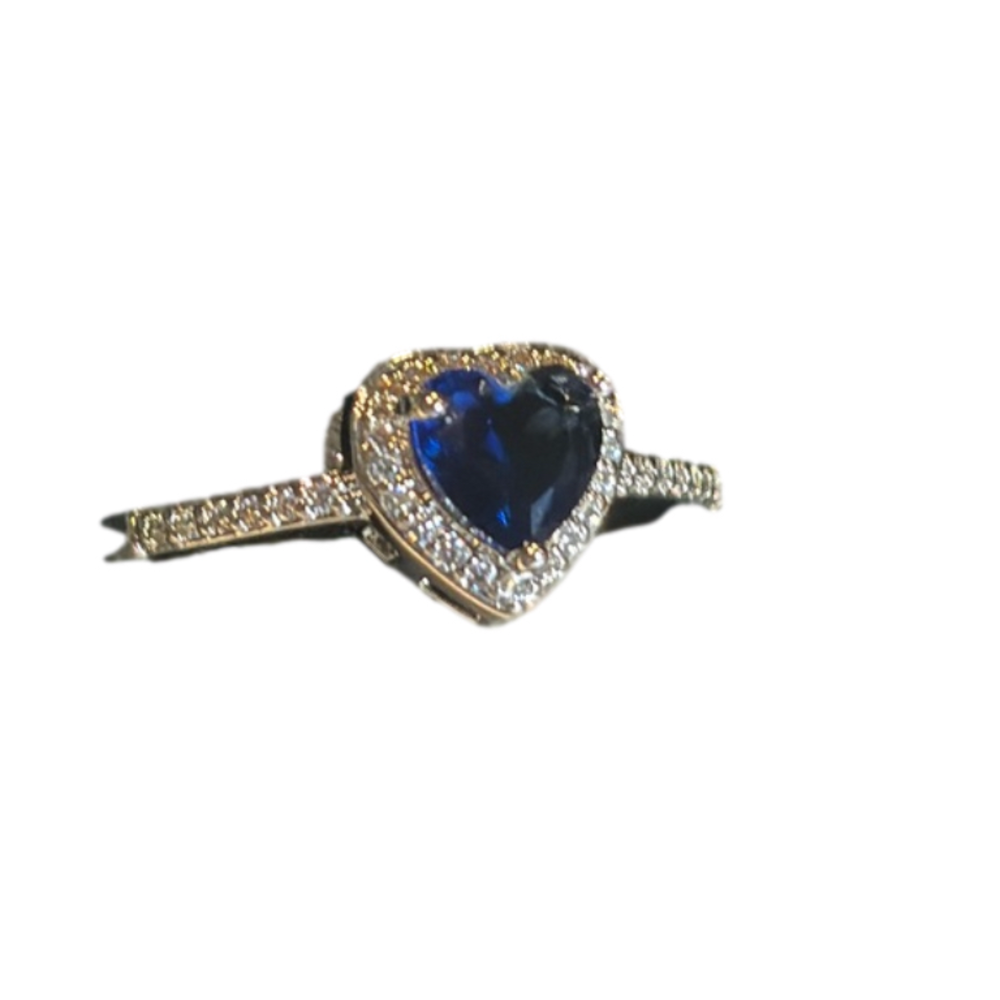 Blue sapphire and rhinestone heart ring on silver band size 9 guessing costume